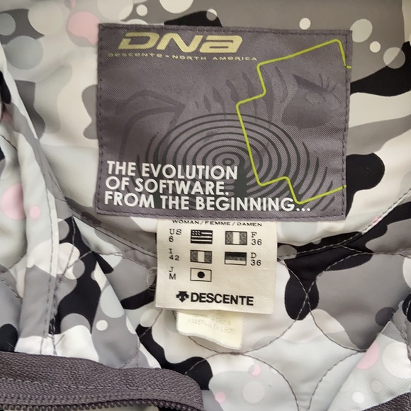 DESCENTE DNA Quilted Zip Front Jacket Size 6 - Picture 7 of 11